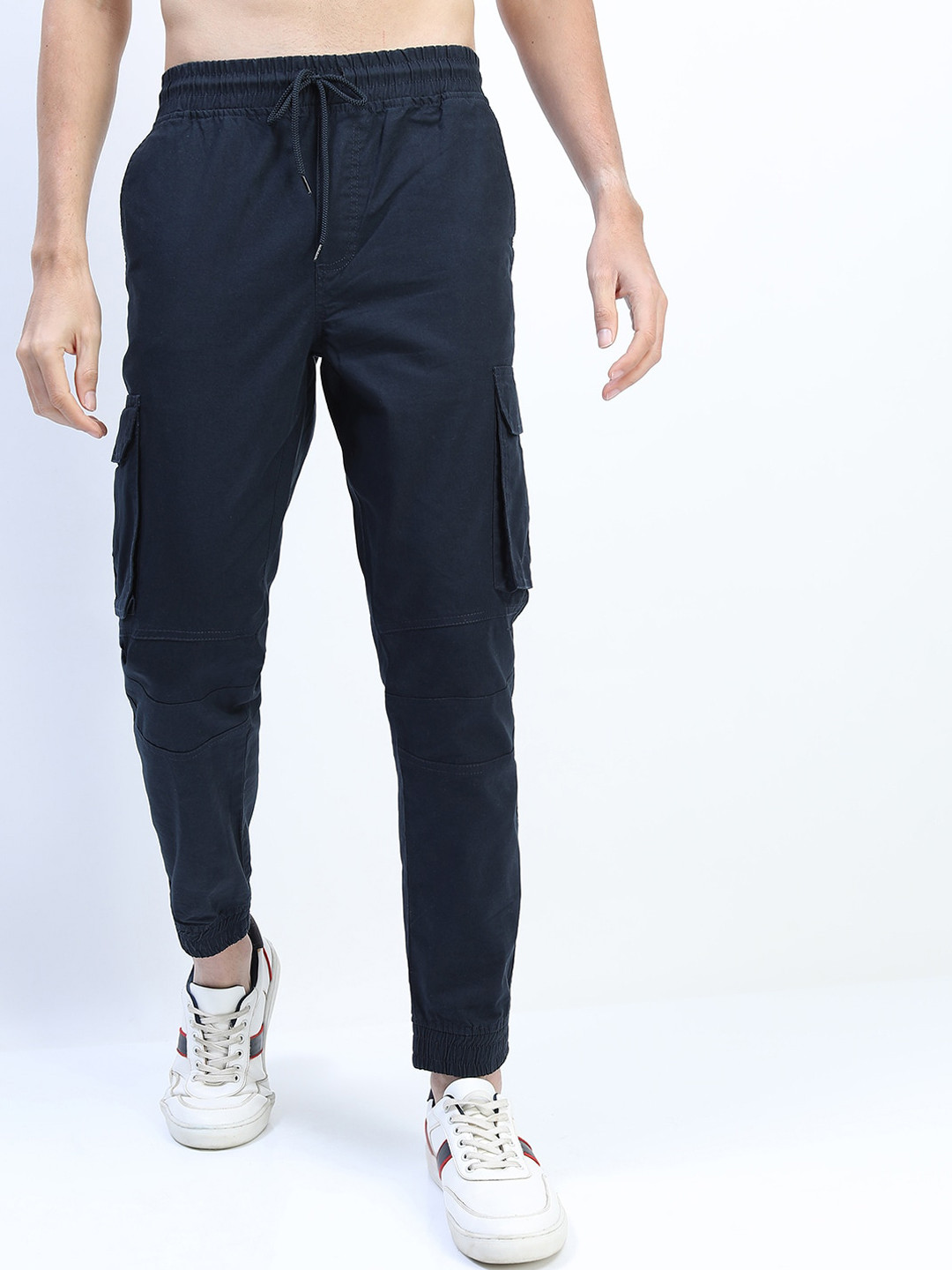 

HIGHLANDER Men Navy Blue Cargos Trousers