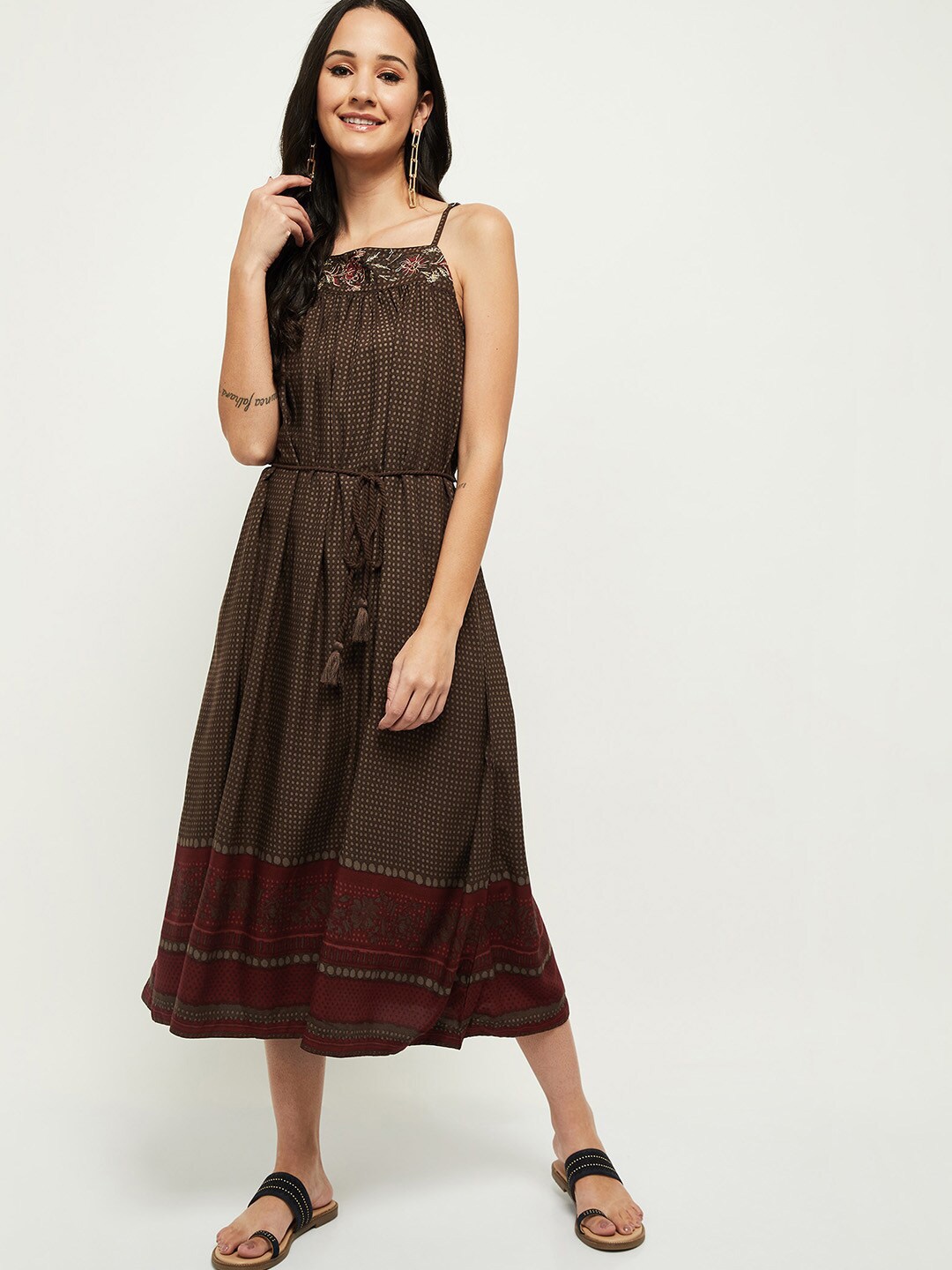 

max Brown & Maroon A-Line Midi Dress