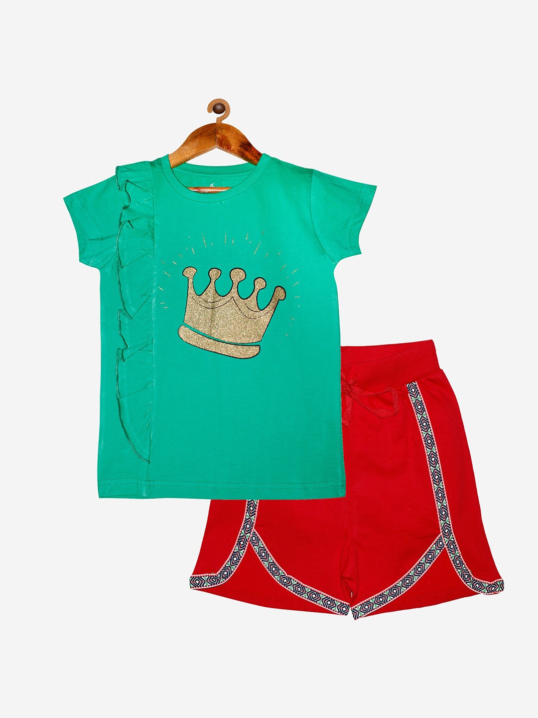 

KiddoPanti Girls Green & Red Printed T-shirt with Shorts