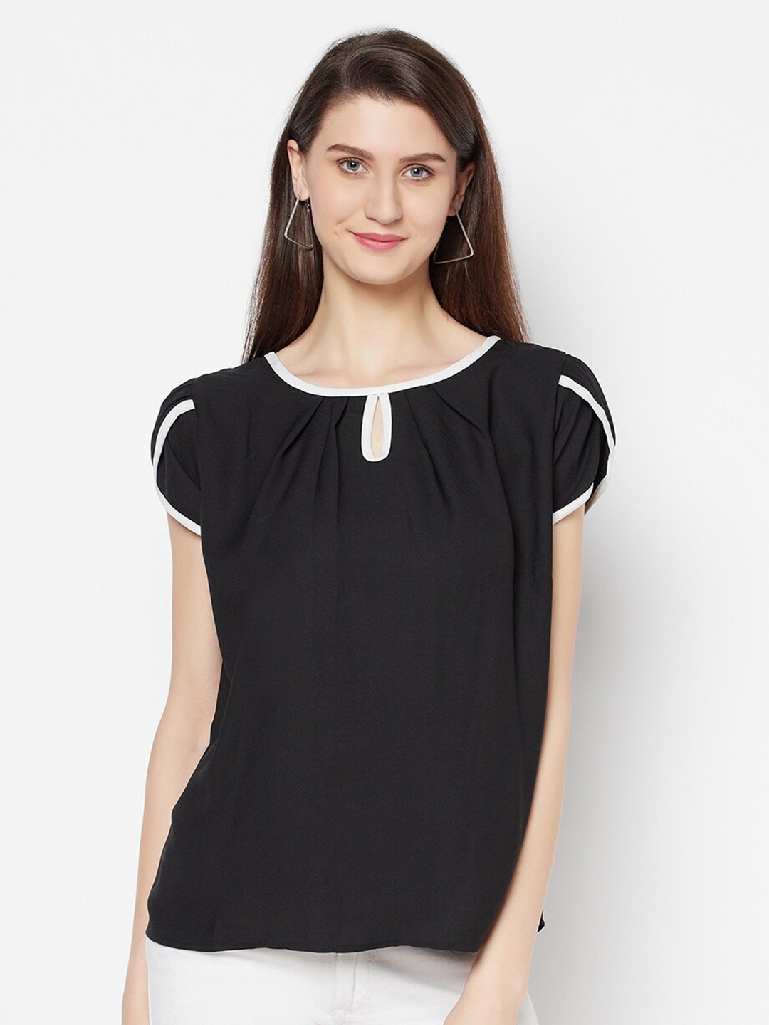 

Purple State Black Keyhole Neck Top