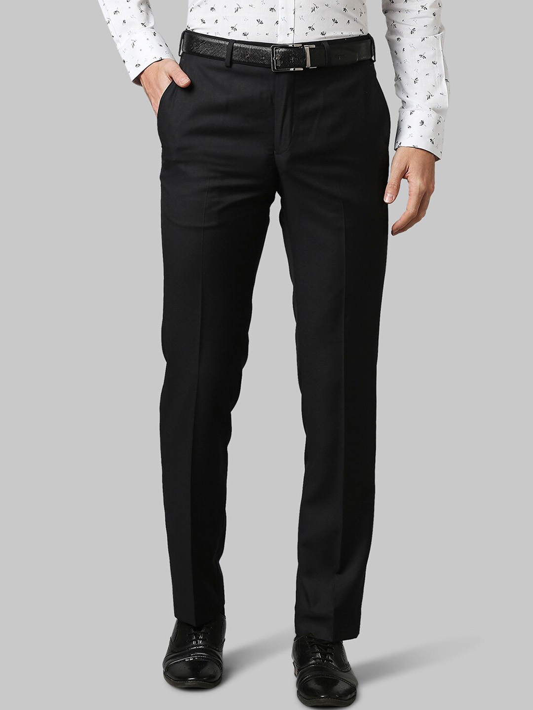 

Park Avenue Men Black Trousers