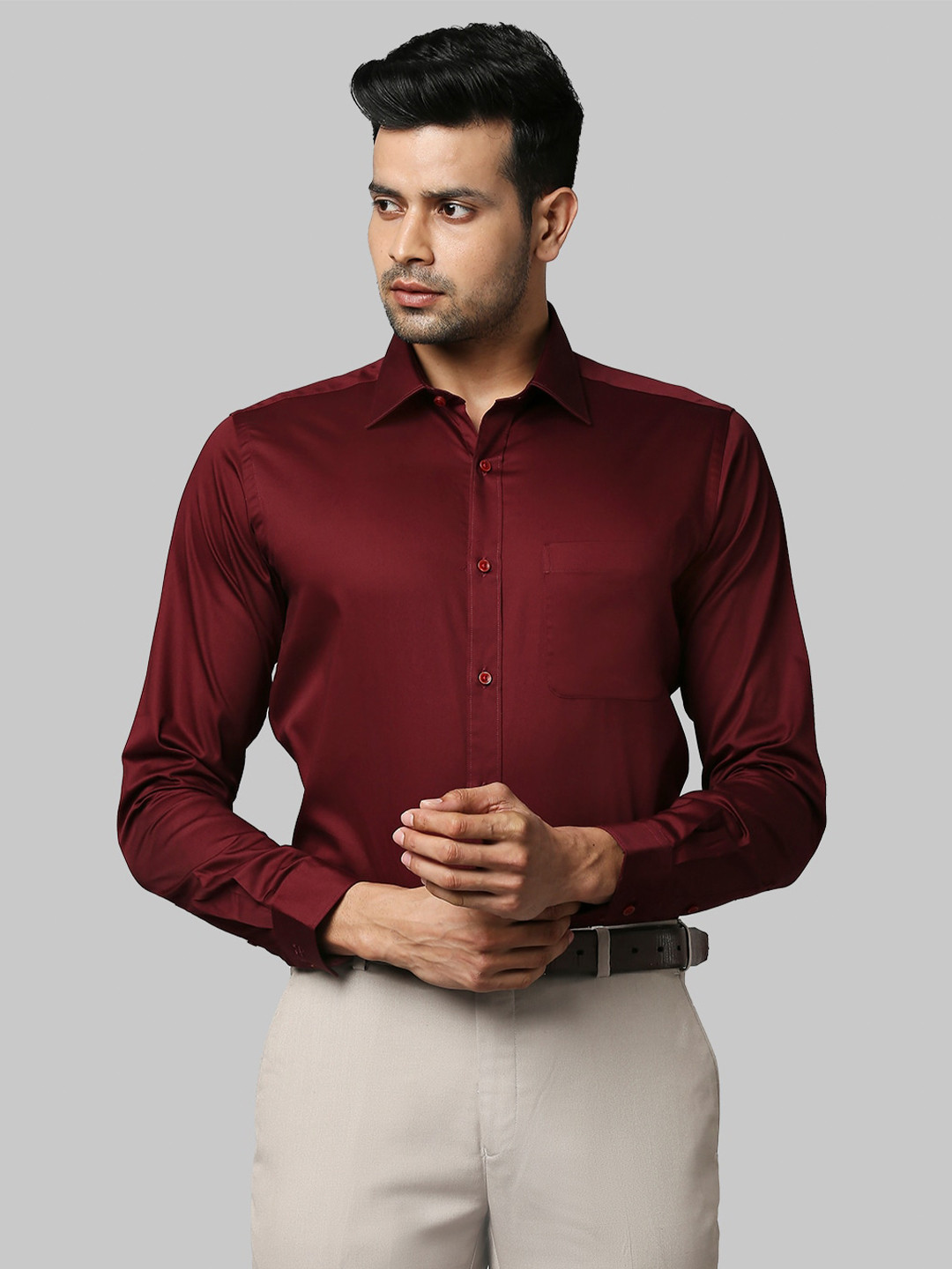 

Raymond Men Maroon Slim Fit Formal Shirt