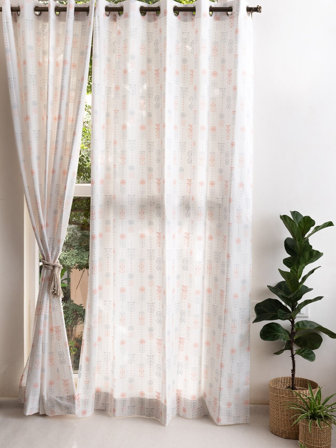 

The Yellow Dwelling Pink & White Floral Cotton Window Curtain