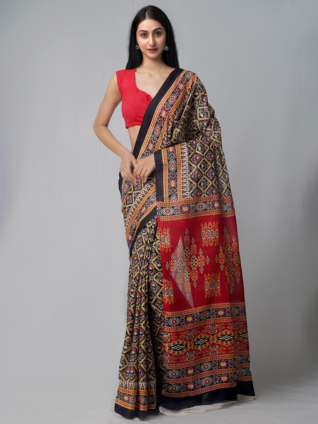 

Unnati Silks Black & Maroon Ethnic Motifs Pure Cotton Kovai Saree