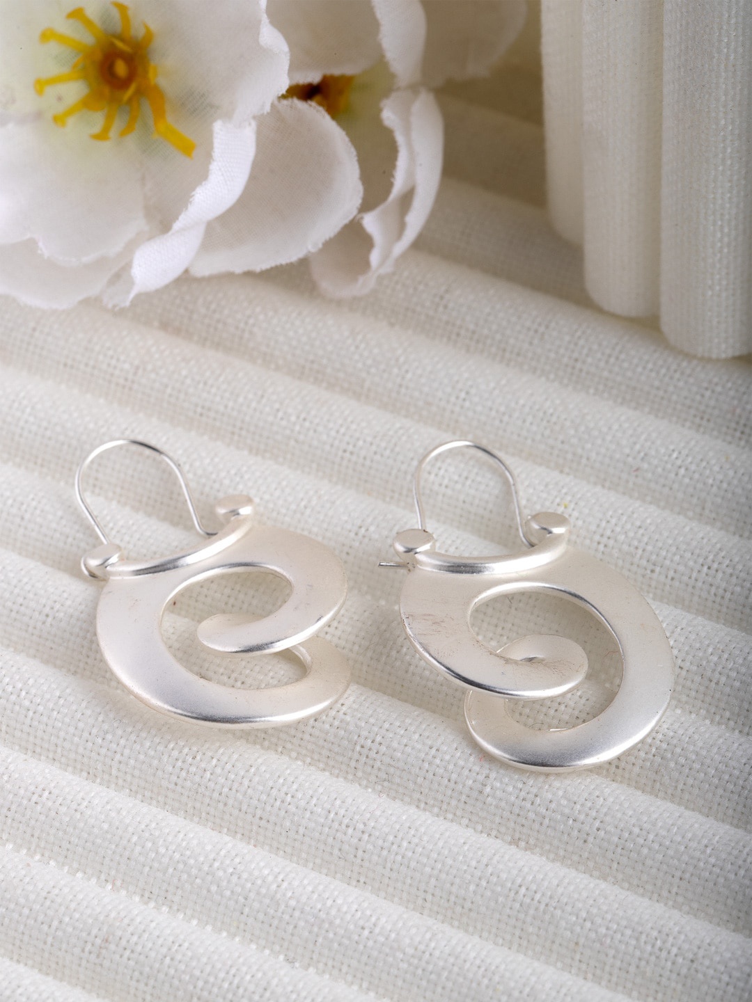 

Wild & Free Silver-Toned & Silver-Plated Classic Hoop Earrings