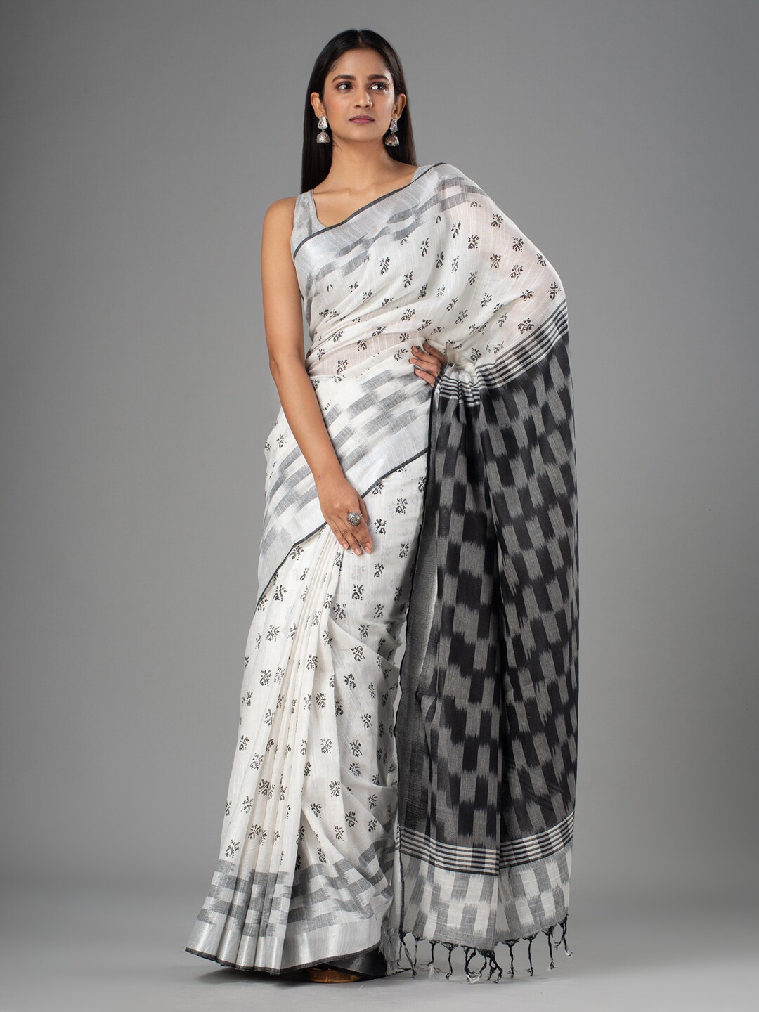 

Mitera White & Grey Ethnic Motifs Zari Pure Cotton Bhagalpuri Saree