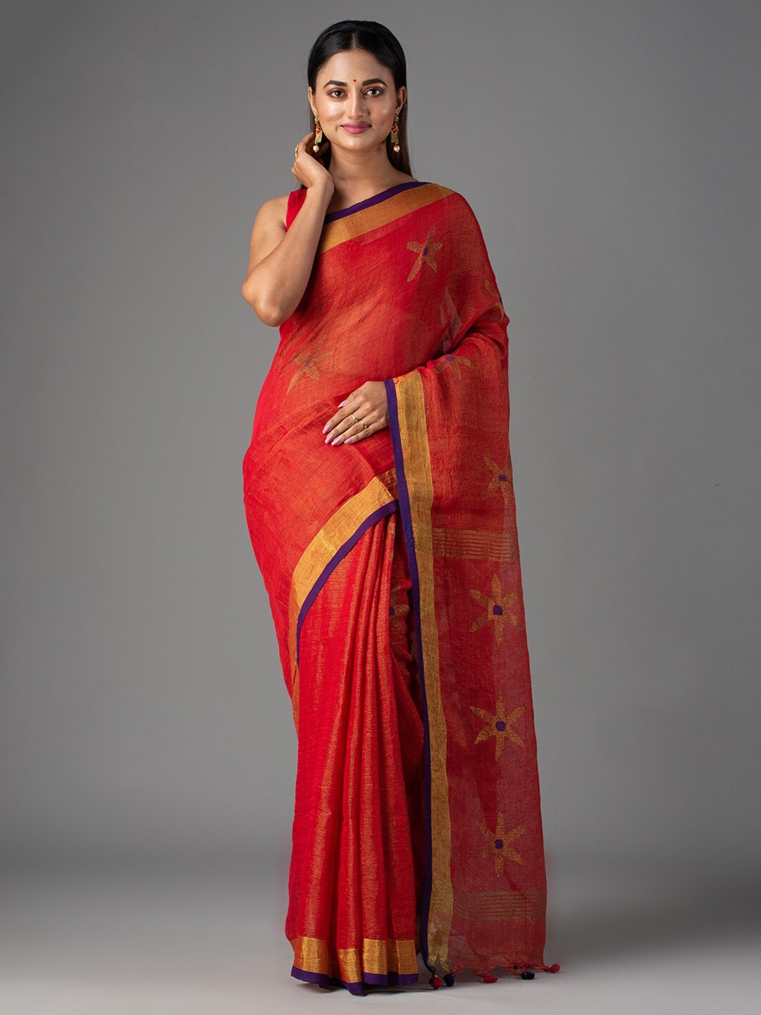 

Mitera Rust & Gold-Coloured Ethnic Motifs Zari Linen Blend Saree