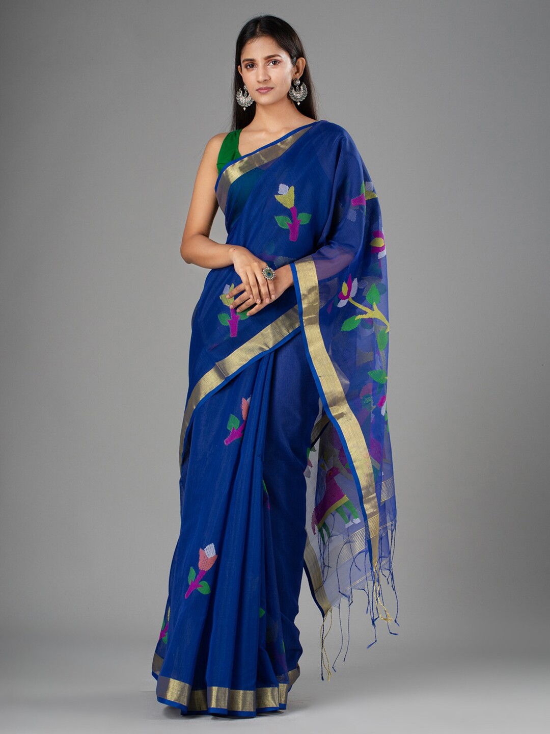 

Mitera Blue & Green Floral Zari Silk Cotton Jamdani Saree