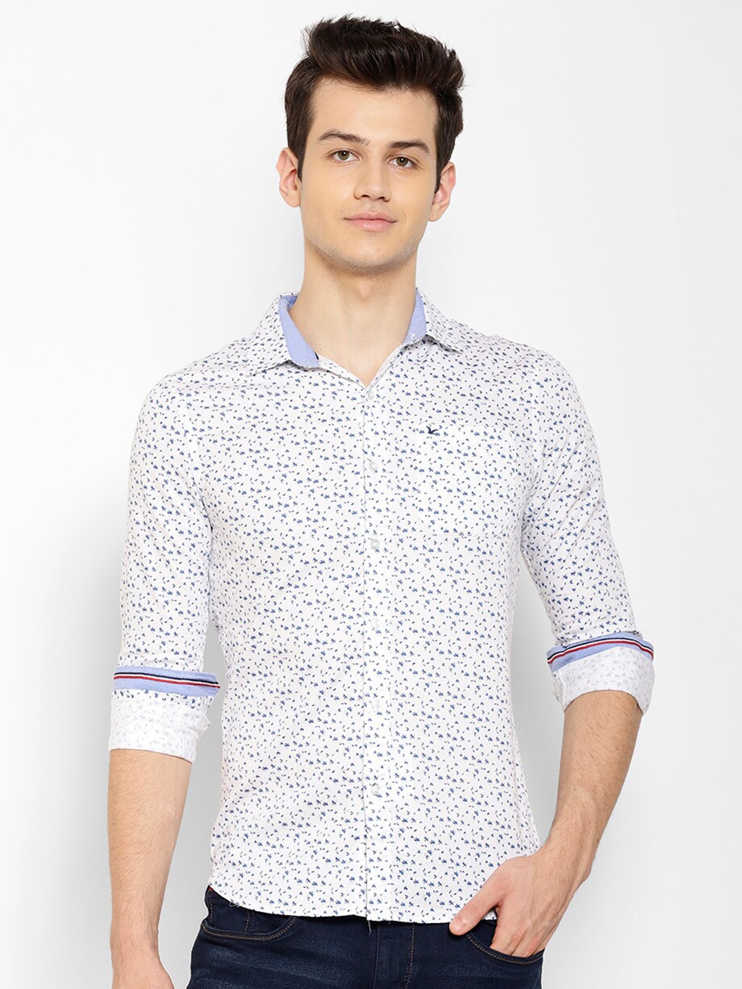 

cape canary Men Blue Smart Floral Printed Casual Cotton Shirt