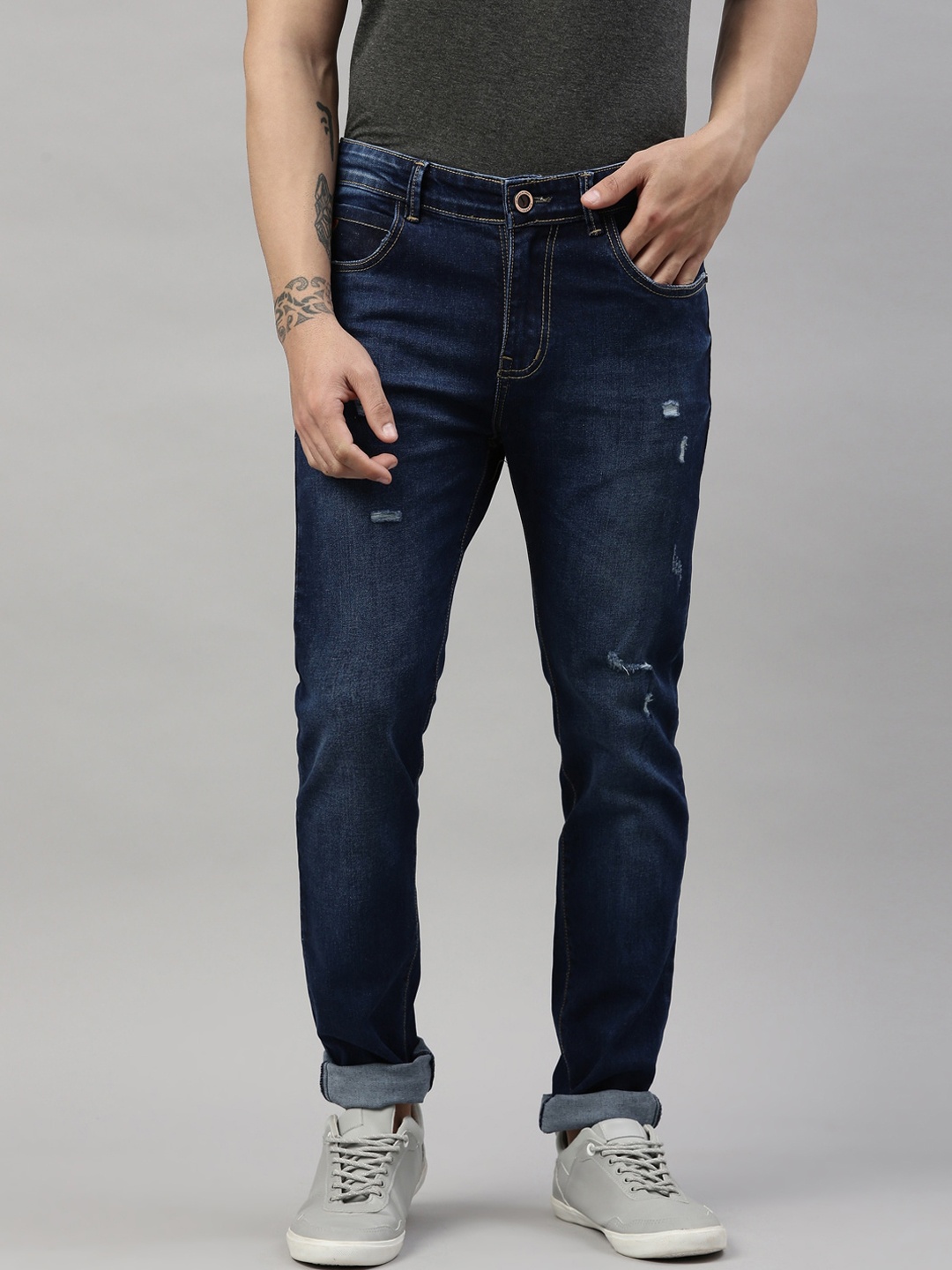 

CINOCCI Men Navy Blue Slim Fit Mildly Distressed Light Fade Stretchable Jeans