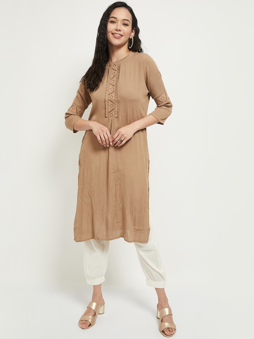 

max Women Brown Yoke Design Thread Work Kurta