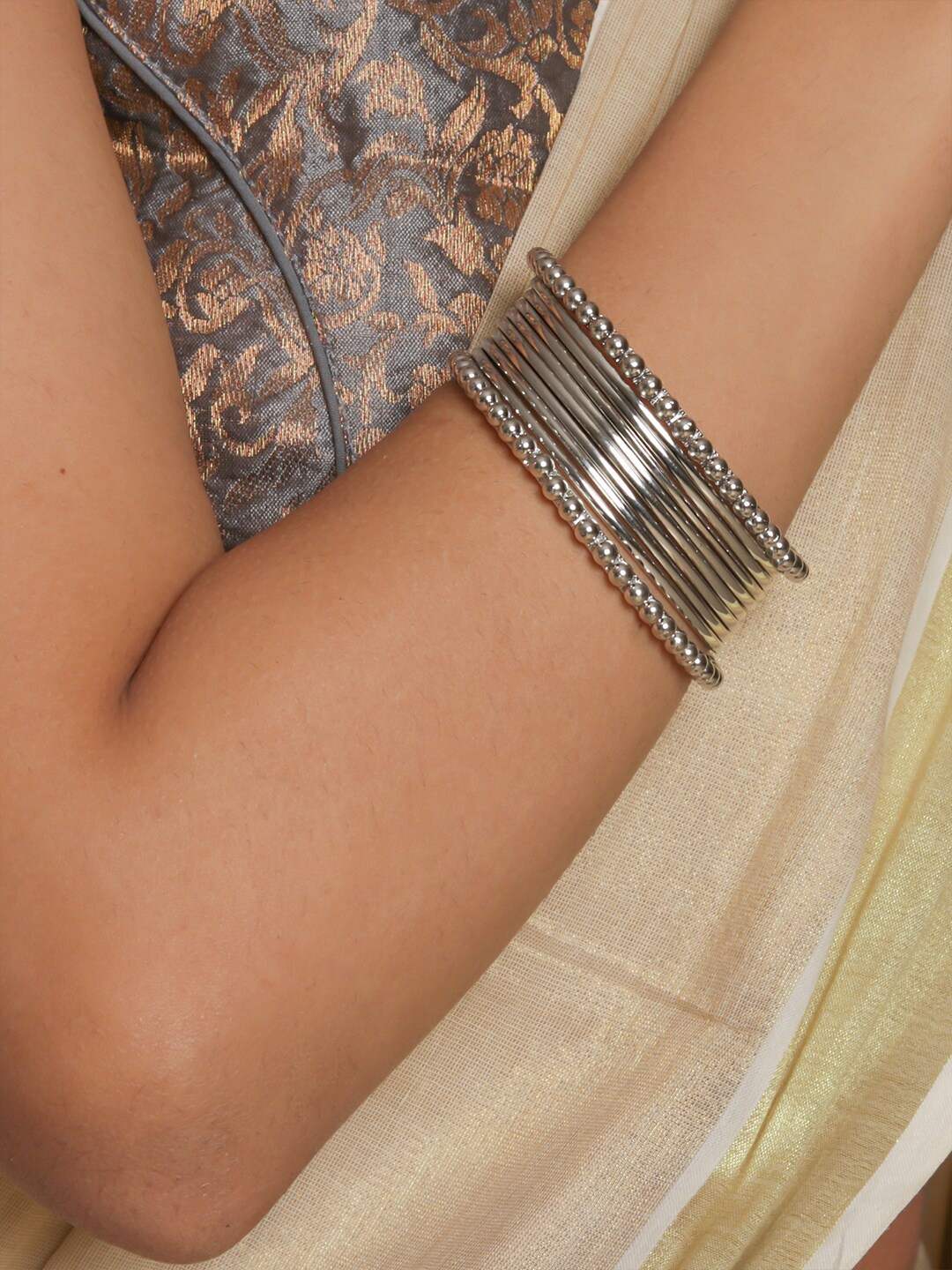 

Fida Set Of 10 Silver-Plated Bangles