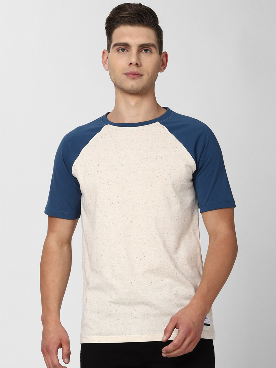 

Peter England Casuals Men Cream-Coloured & Teal Blue Colourblocked Slim Fit T-shirt