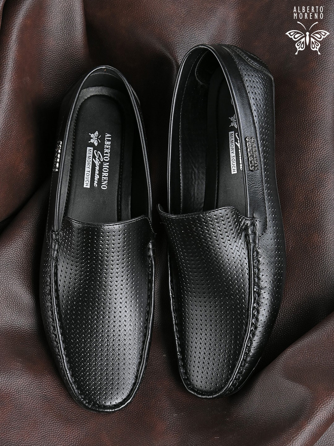 

ALBERTO MORENO Men Black Textured Loafers