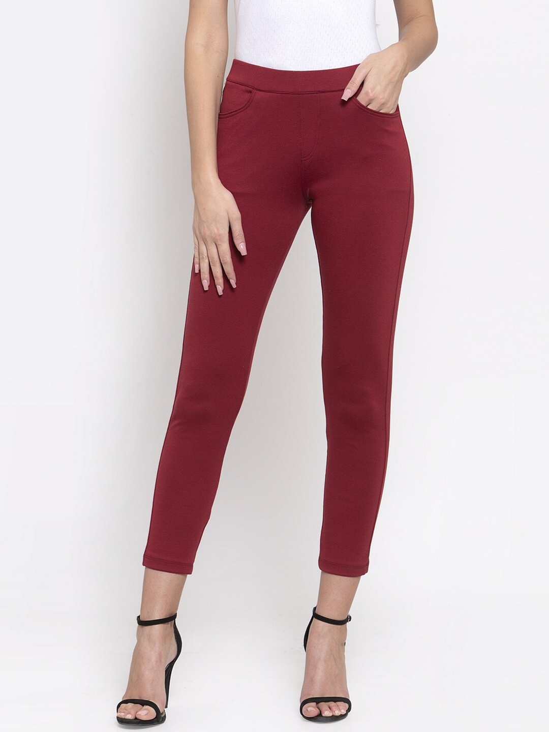

armure Women Maroon Solid Slim-Fit Jeggings