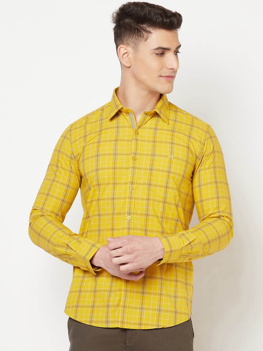 

Crimsoune Club Men Mustard Slim Fit Checked Casual Shirt