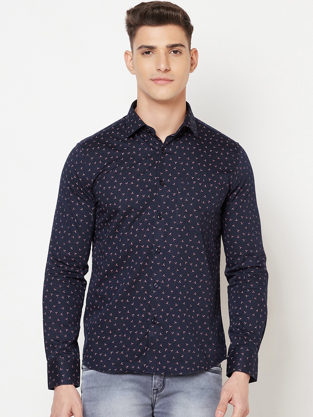

Crimsoune Club Men Navy Blue Slim Fit Floral Printed Casual Shirt