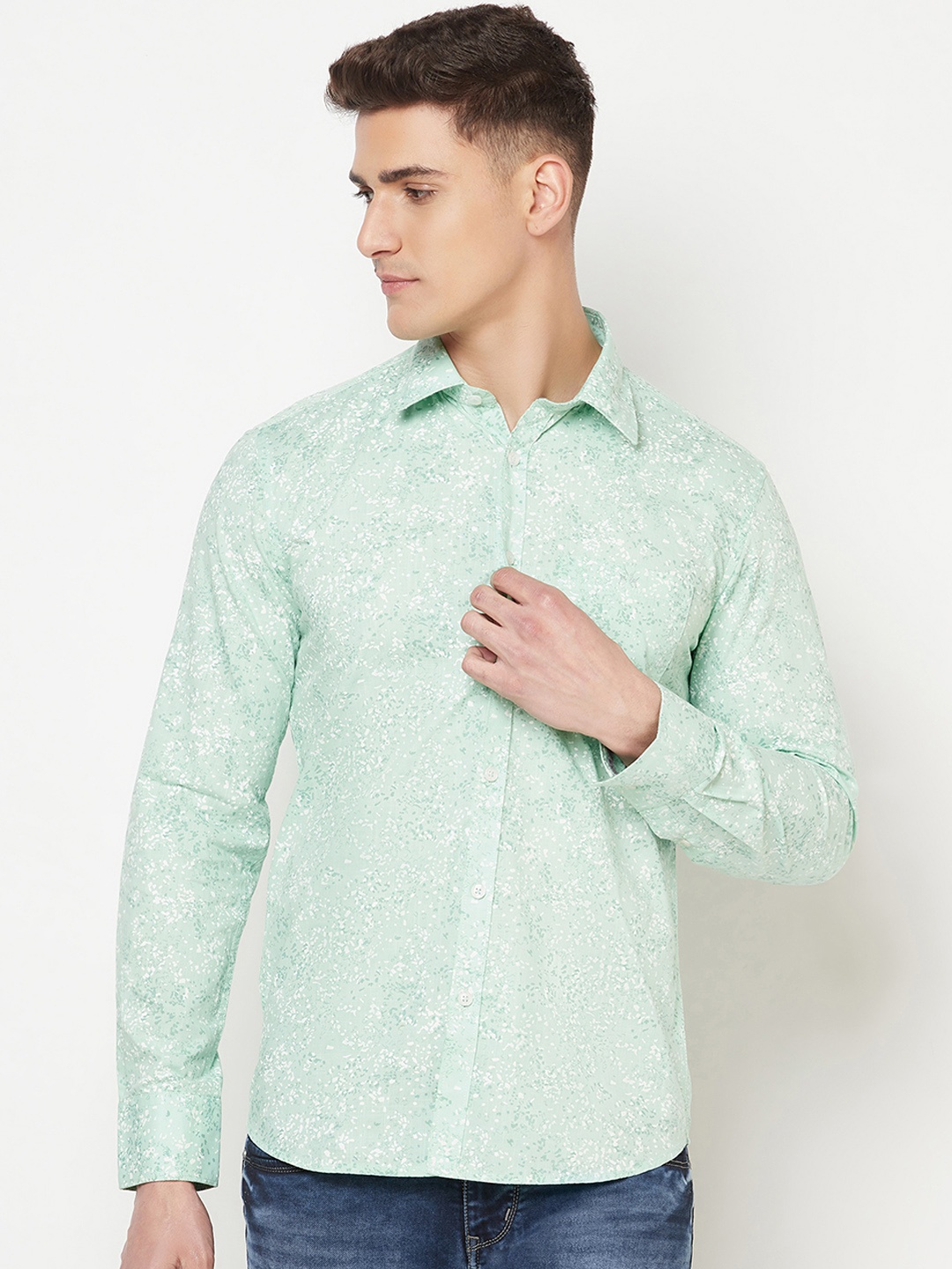 

Crimsoune Club Men Sea Green Floral Printed Pure Cotton Slim Fit Casual Shirt