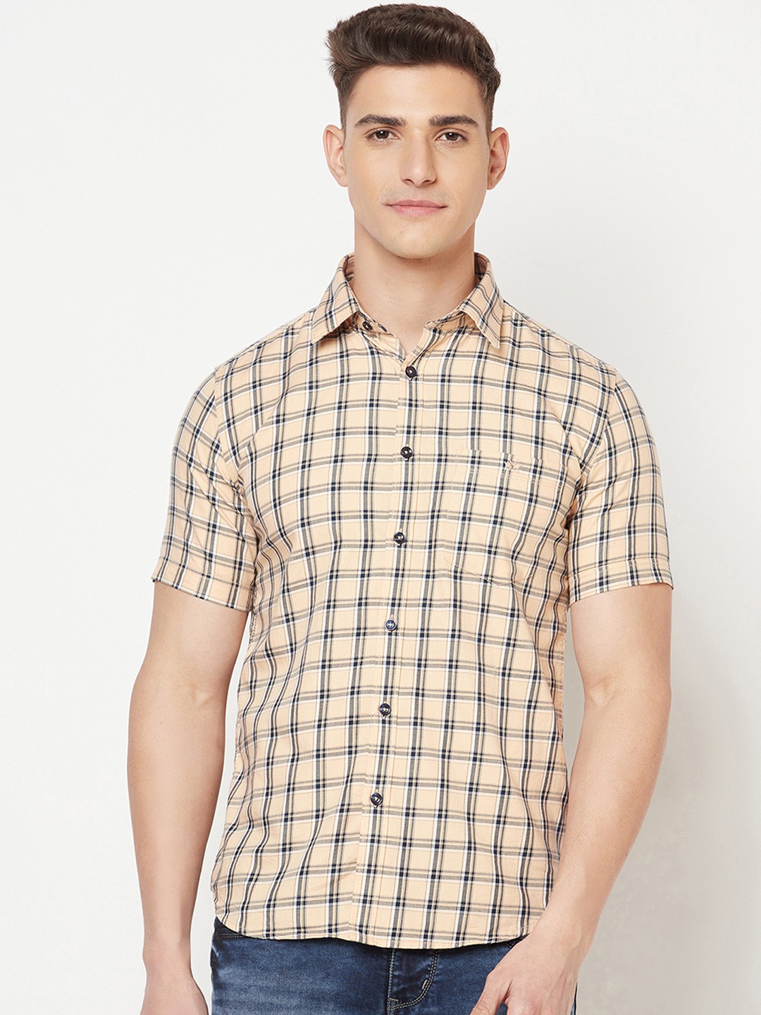 

Crimsoune Club Men Cream-Coloured Slim Fit Checked Casual Pure Cotton Shirt