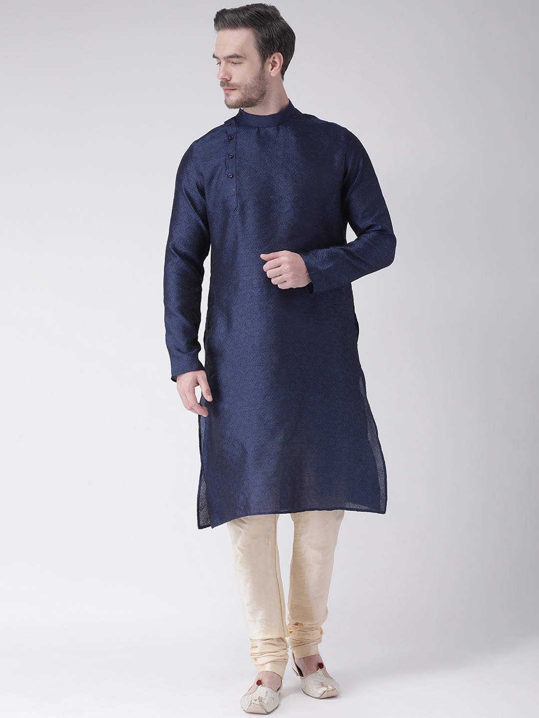 

DEYANN Men Navy Blue Kurta with Churidar