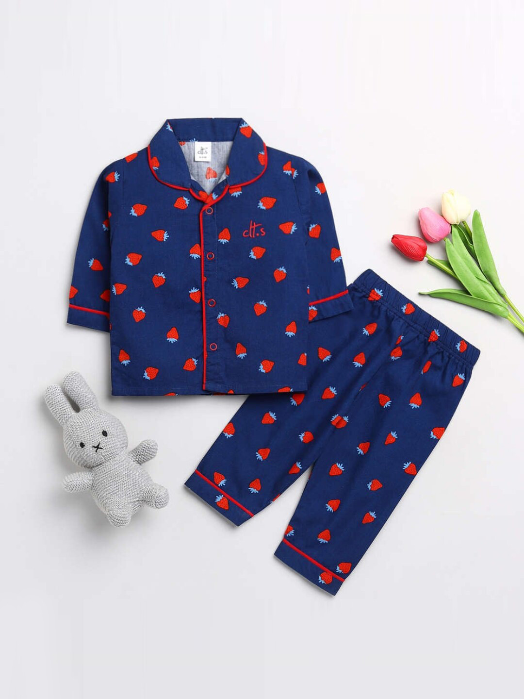 

Clt s Unisex Kids Navy Blue Strawberry Printed Night suit
