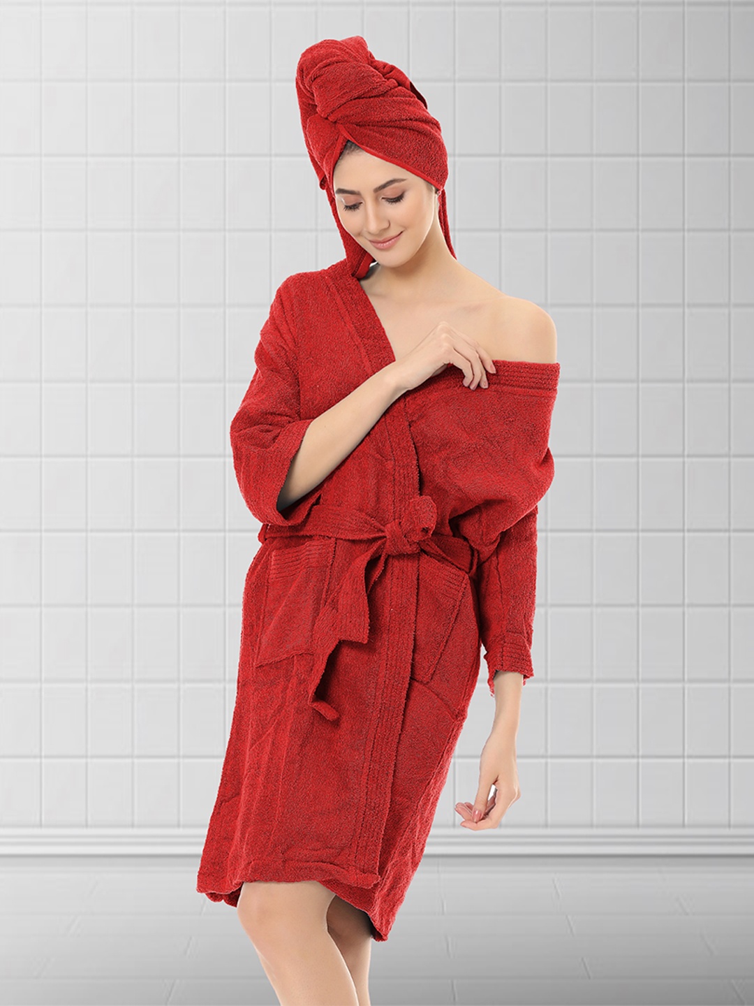 

Aura Red Sandy Cotton Bathrobe With Hairwrap