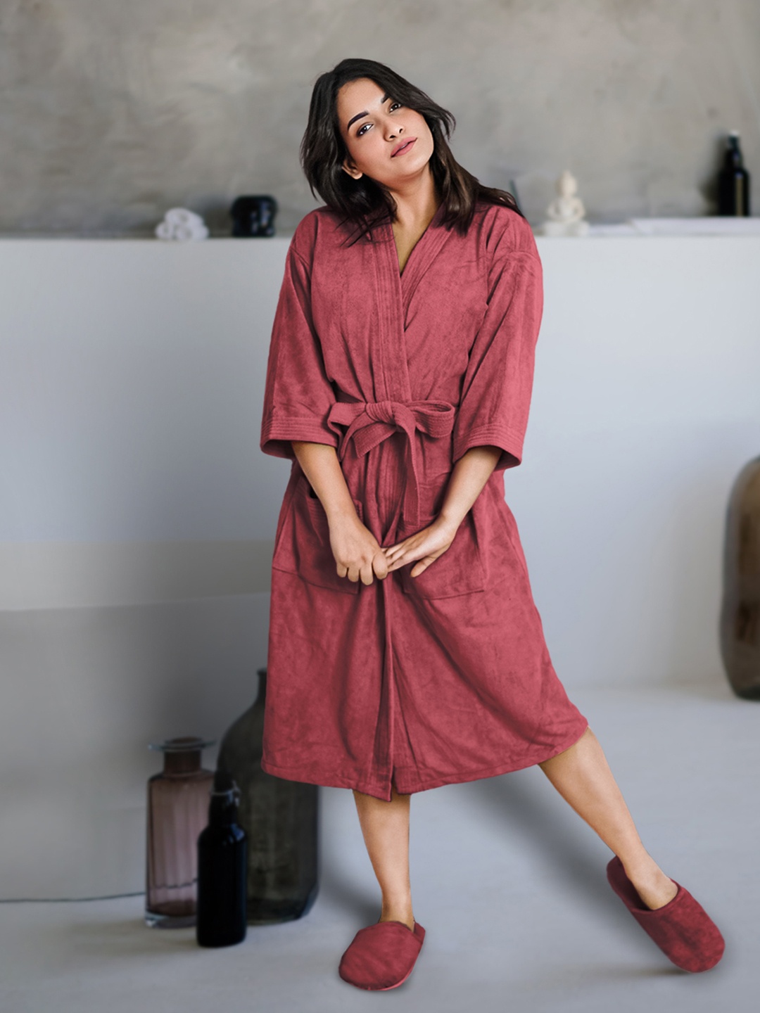 

Aura Maroon Microfiber Bath Robe with Slippers