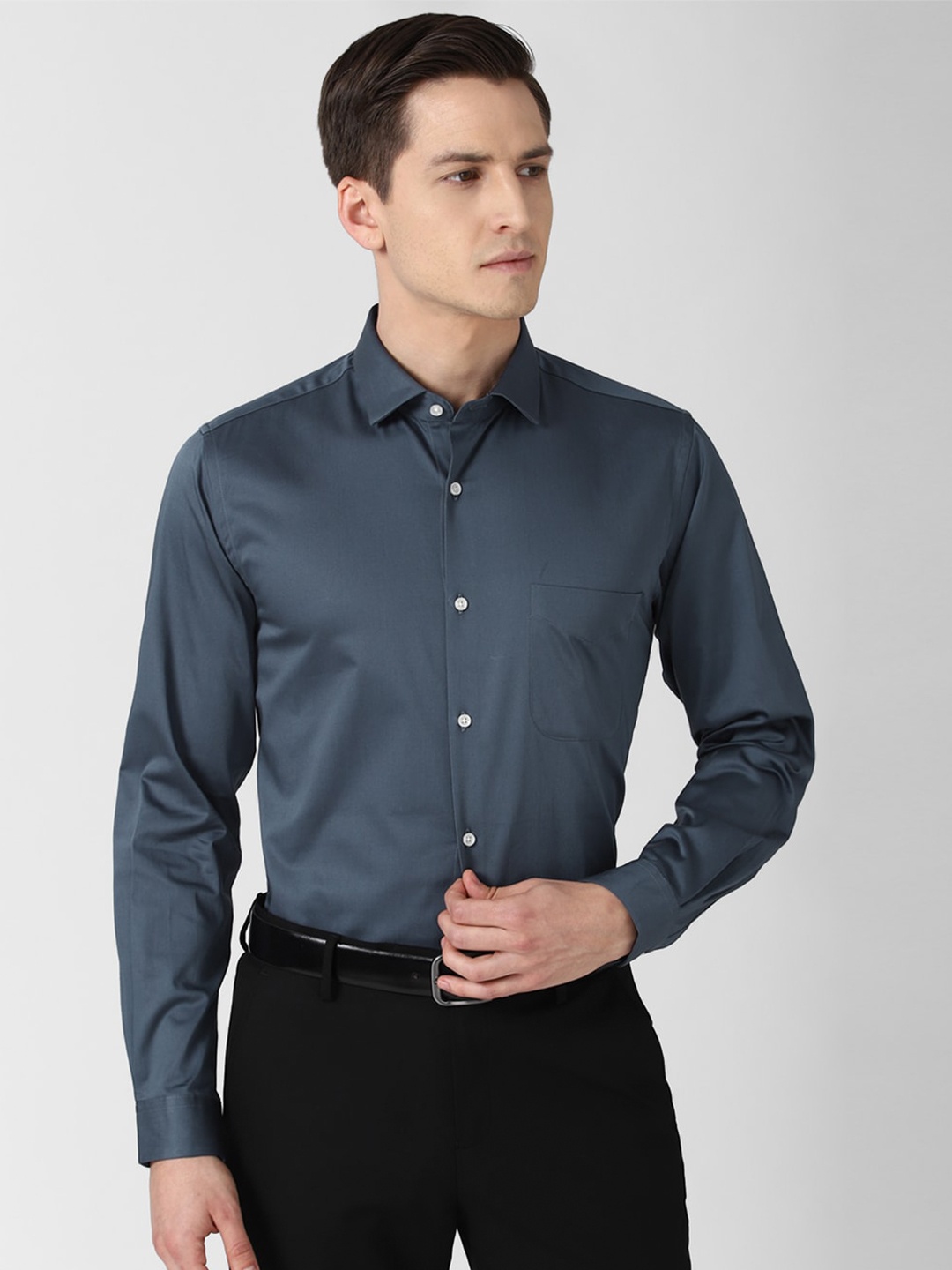 

Peter England Men Navy Blue Slim Fit Formal Shirt
