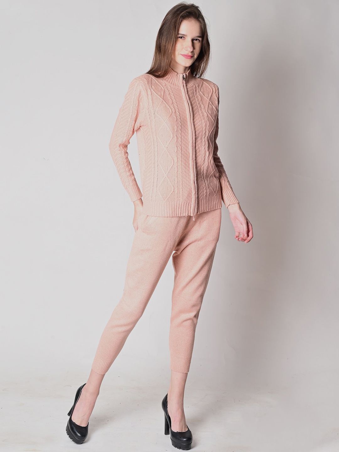 

NoBarr Women Pink Cable Knitted Co-ords