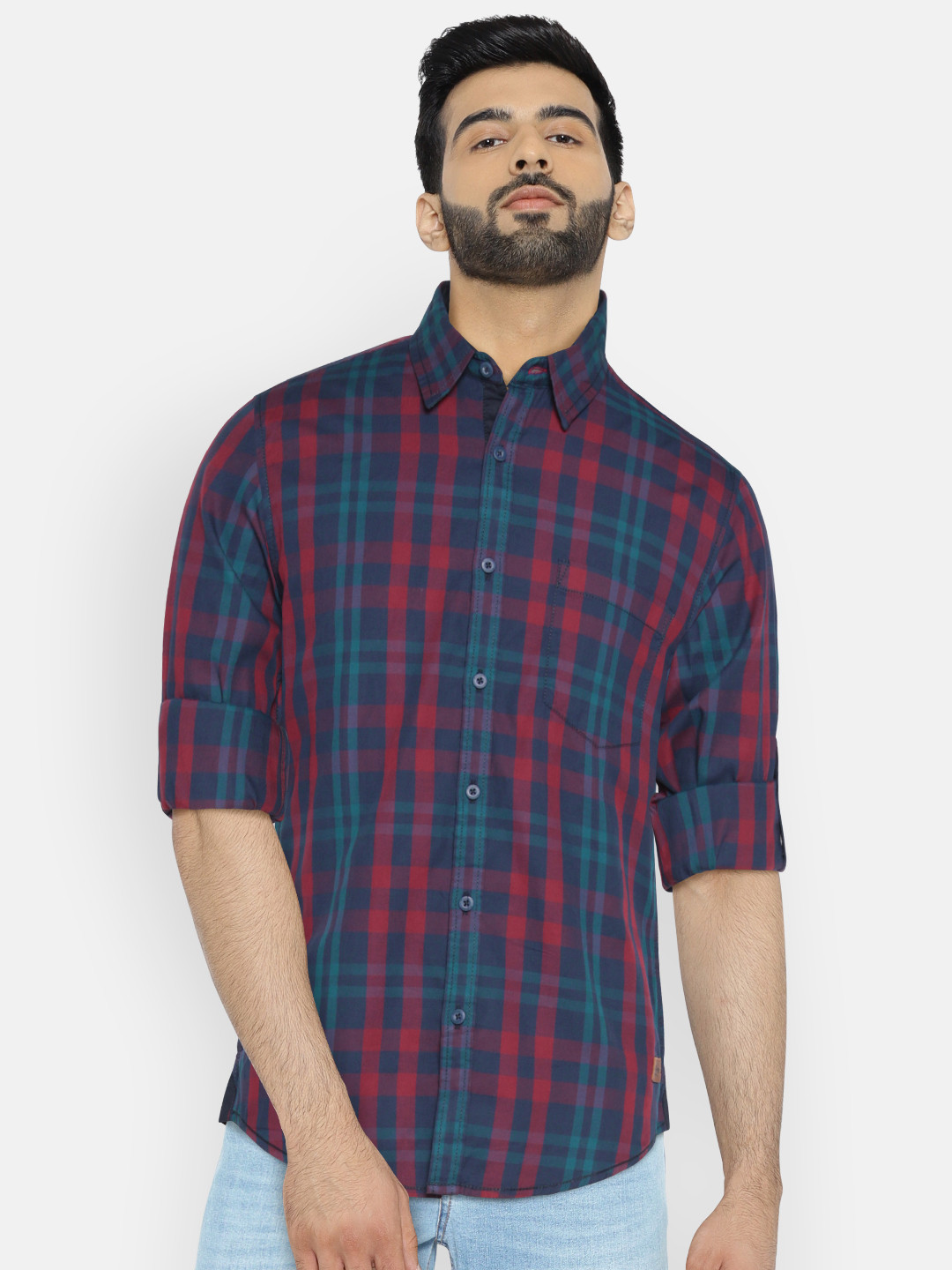 

Roadster Men Navy & Maroon Checked Casual Shirt, Navy blue