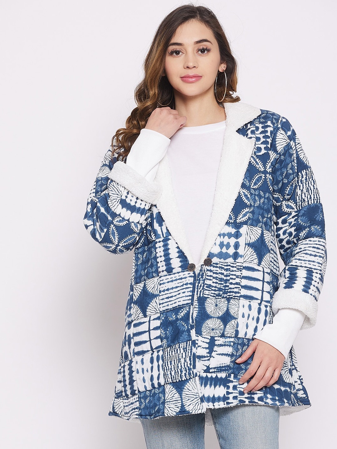 

The Kaftan Company Women Blue White Geometric Lightweight Longline Tailored Jacket