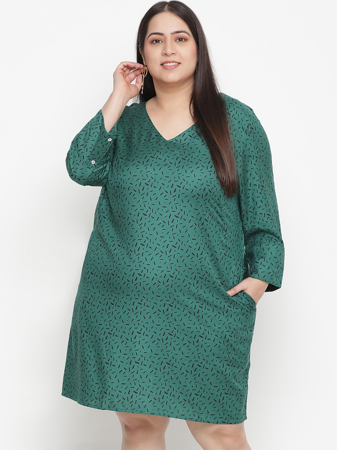 

Oxolloxo Women Plus Size Green & Black Printed Cotton Shirt Dress