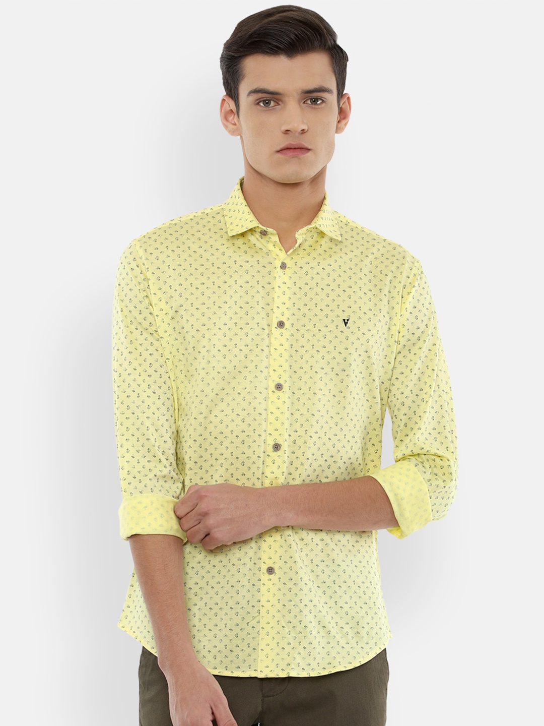 

Van Heusen Sport Men Yellow Slim Fit Printed Pure Cotton Casual Shirt