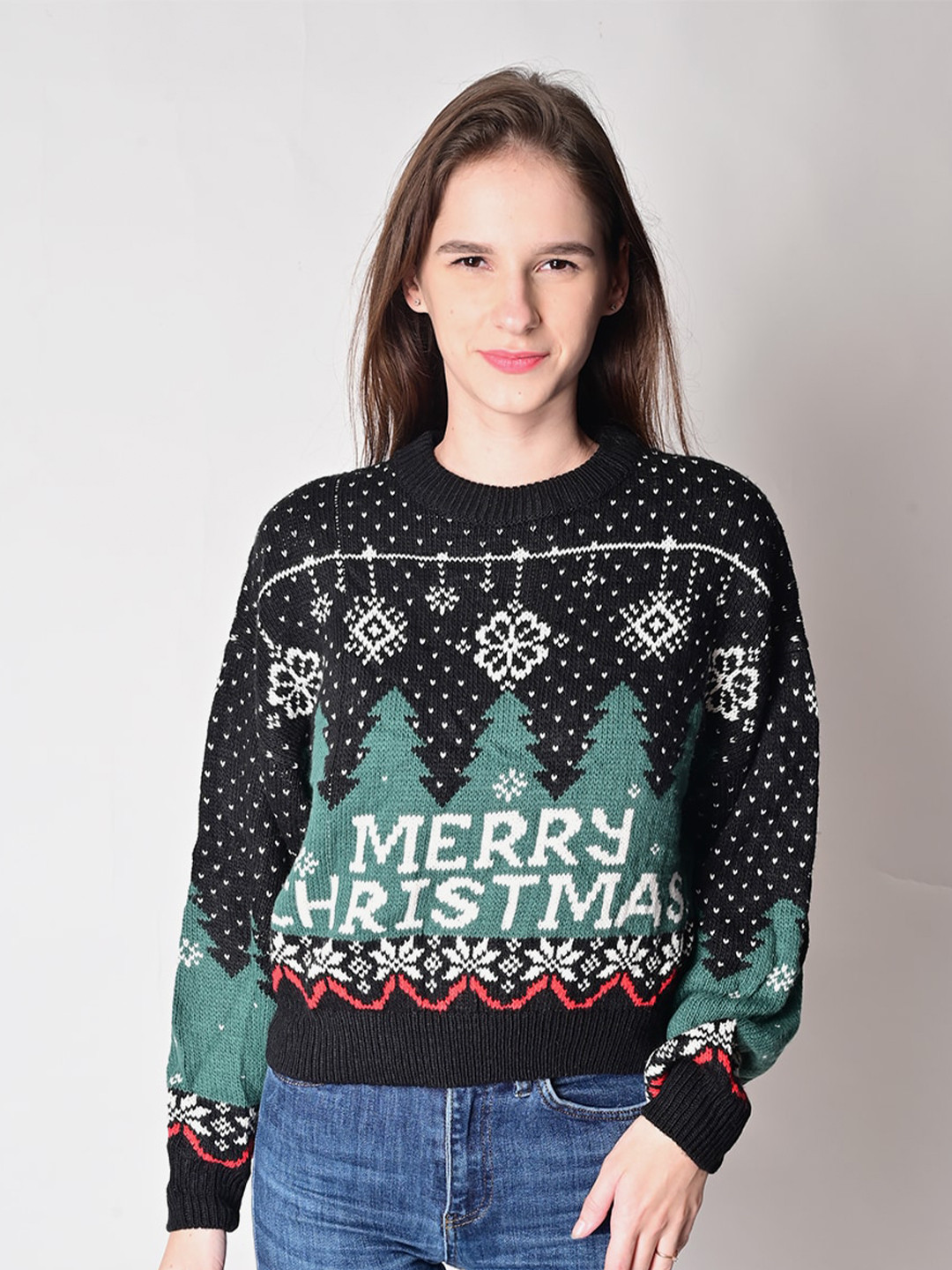 

NoBarr Women Black & White Printed Pullover