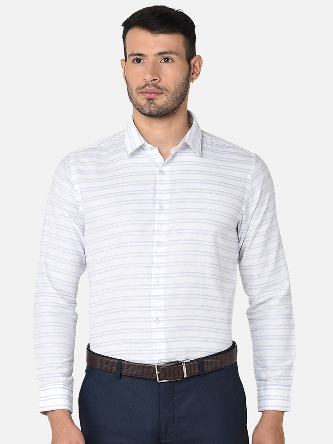 

Oxemberg Men White Classic Slim Fit Horizontal Stripes Striped Formal Shirt