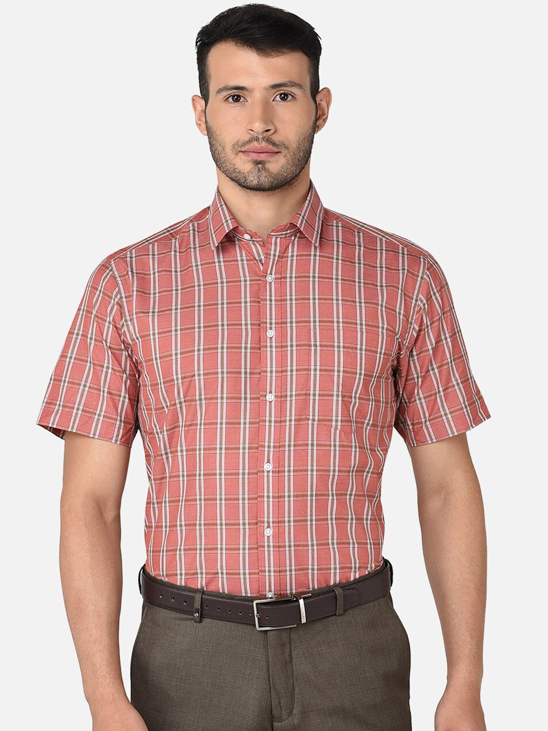 

Oxemberg Men Rust Classic Checked Formal Shirt
