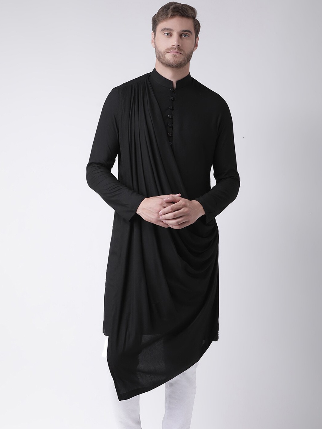 

DEYANN Men Black & White Pleated Kurta With Pyjamas