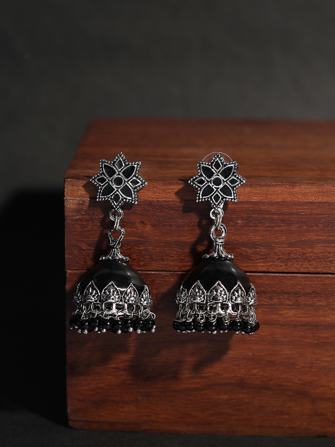 

Yellow Chimes Woman Silver Oxidized Meenakri Jhumka Earrings, Black