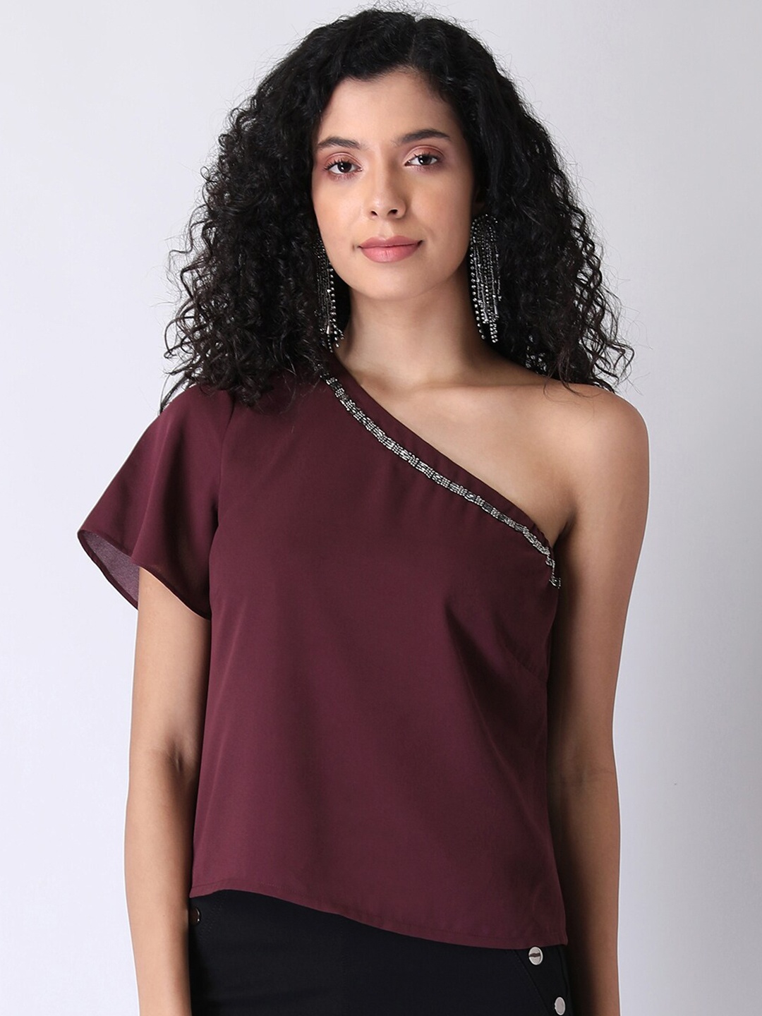 

FabAlley Purple & Silver-Toned Embellished One Shoulder Crepe Top