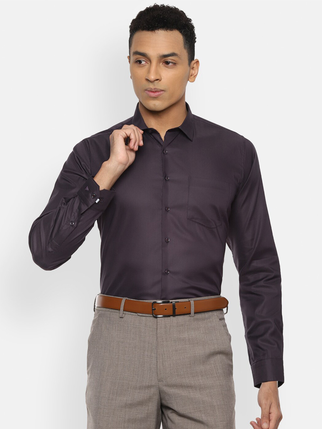 

Van Heusen Men Purple Slim Fit Formal Shirt