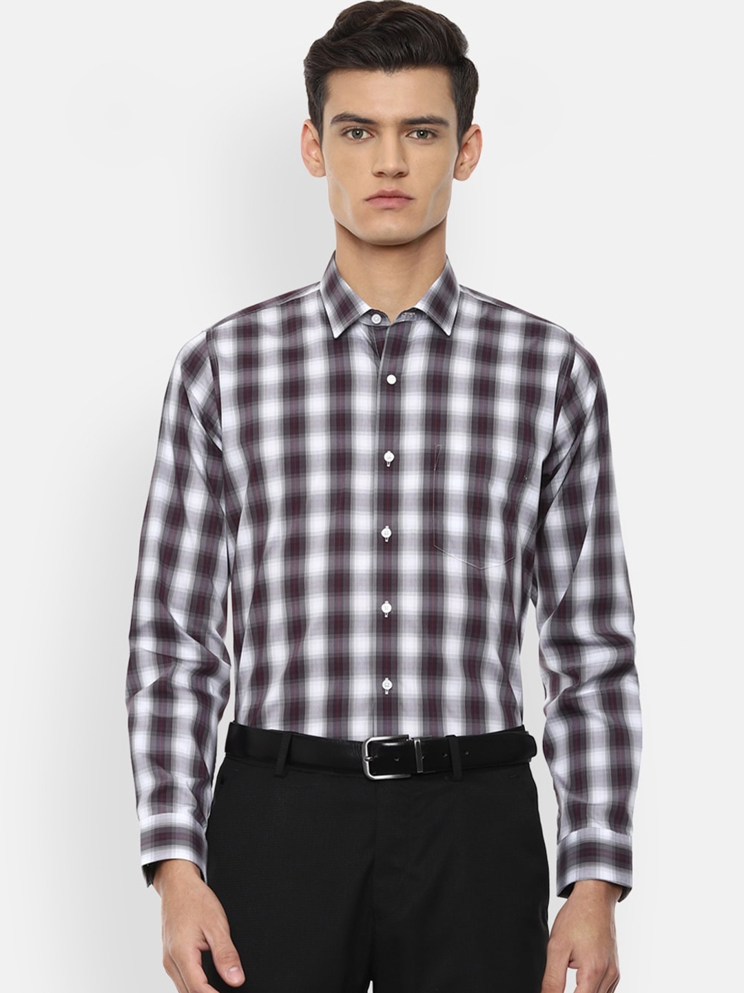 

Van Heusen Men Black Slim Fit Checked Formal Shirt
