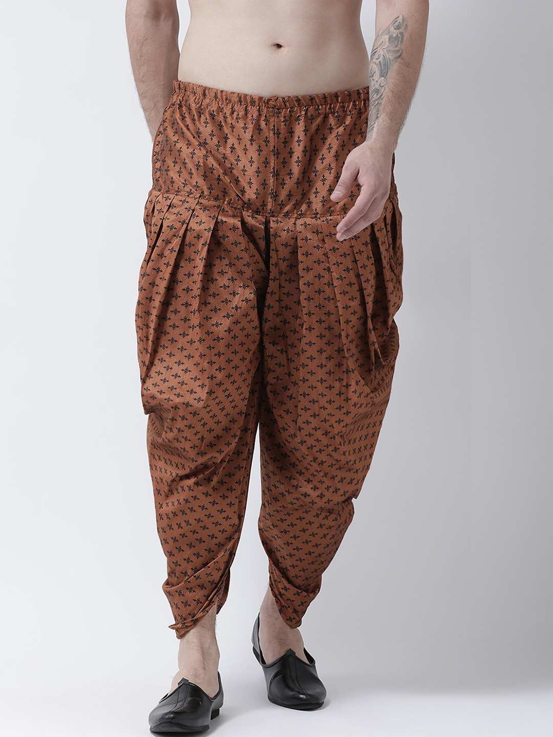 

DEYANN Men Copper Toned Printed Dhoti Pants