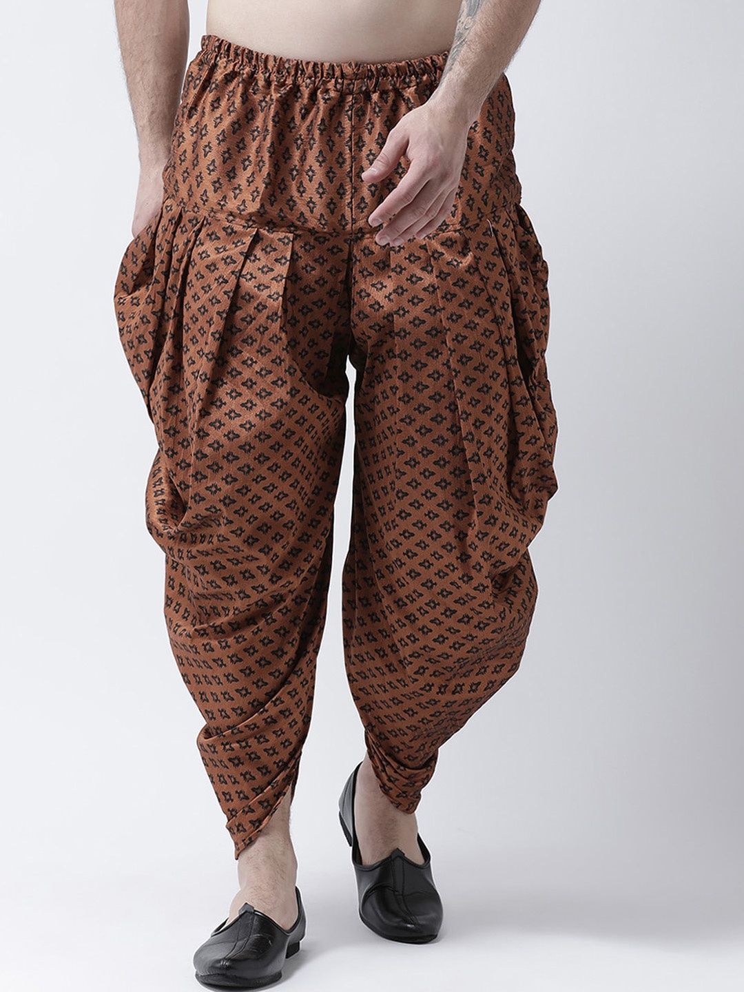 

DEYANN Men Copper Toned Printed Dhoti Pants