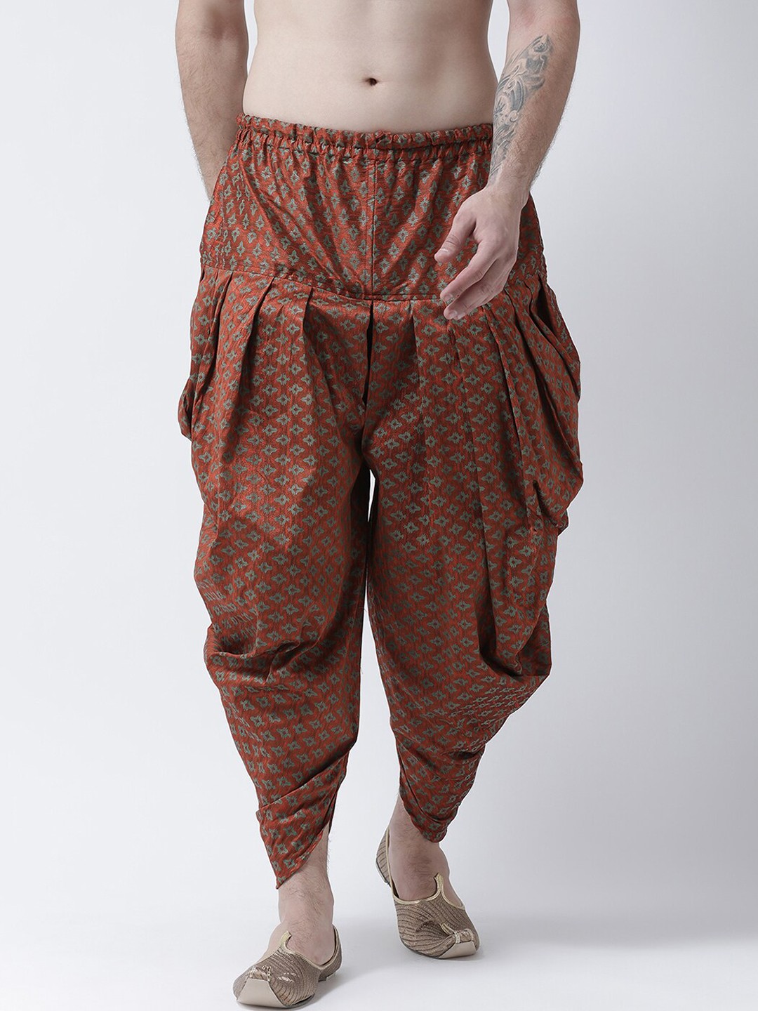 

DEYANN Men Orange Printed Patiala