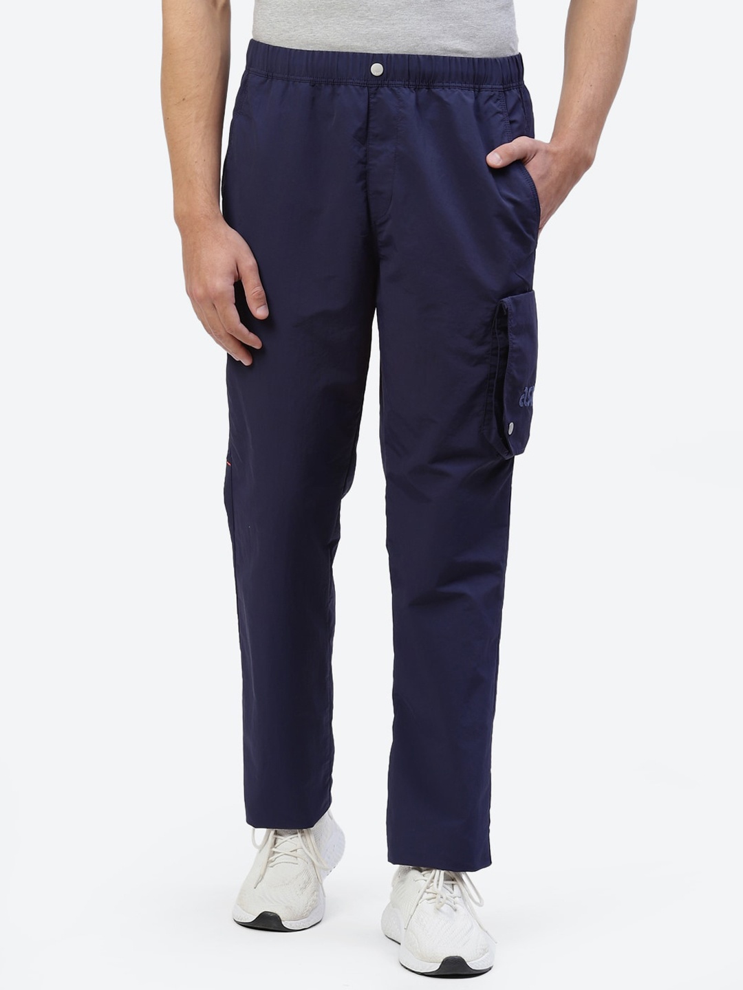 

ASICS Men Blue M Washer Solid Walking Track Pants