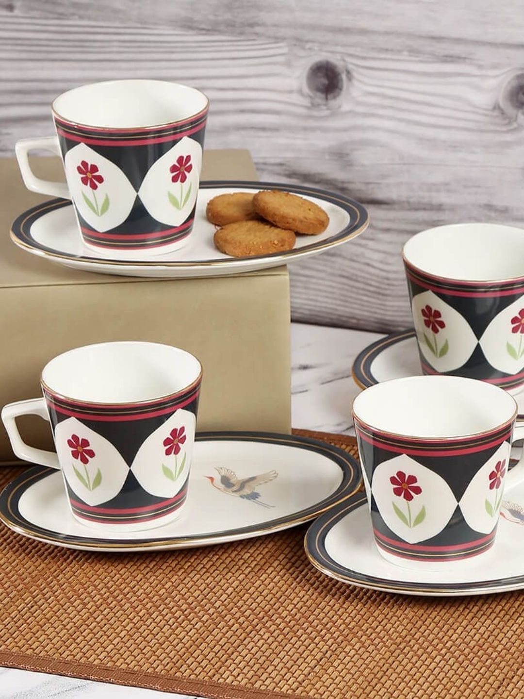 

India Circus Black & White Floral Printed Set of 6 Ceramic Glossy Cups and Saucers