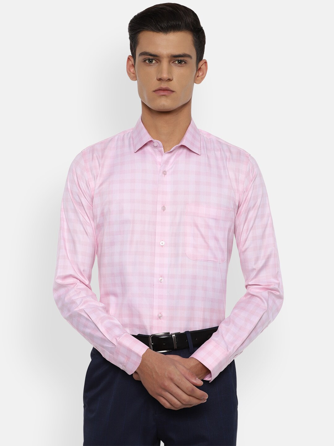 

Van Heusen Men Pink Slim Fit Checked Pure Cotton Formal Shirt