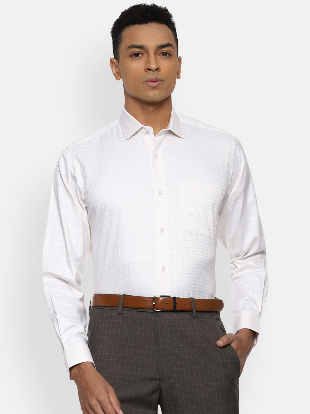 

Van Heusen Men White Checked Cotton Formal Shirt