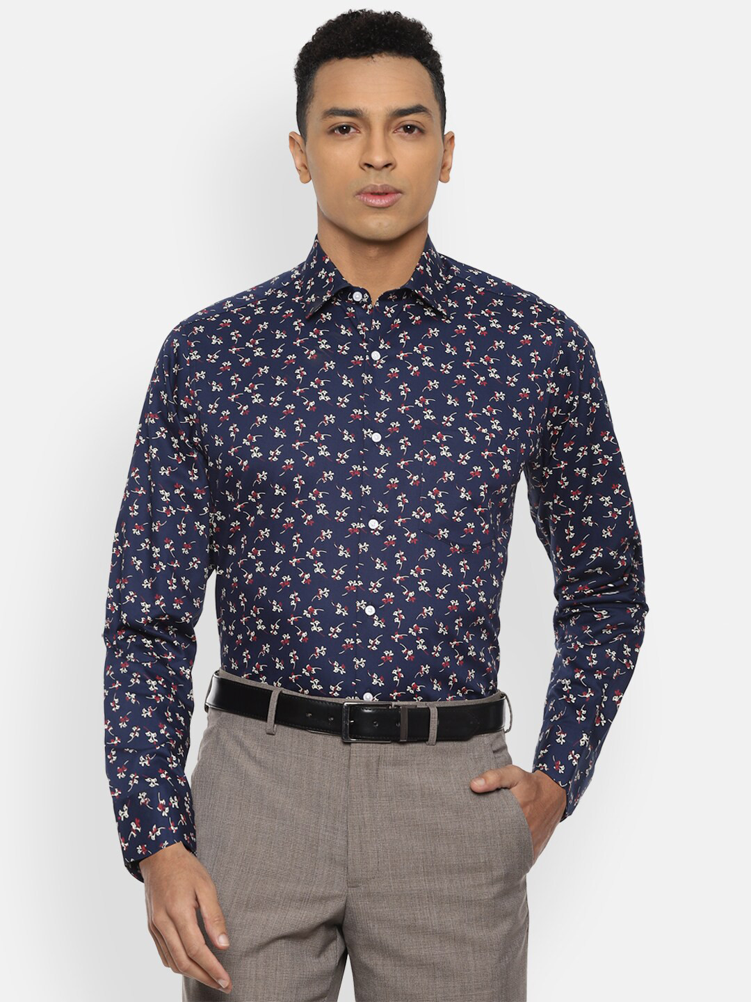 

Van Heusen Men Navy Blue Floral Printed Formal Shirt