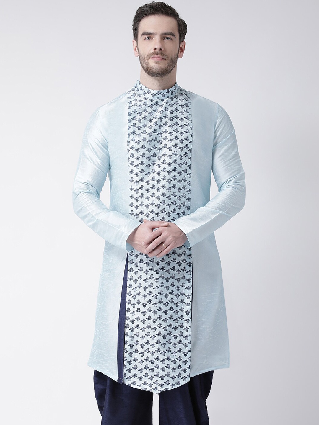 

DEYANN Men Blue Floral Printed Panelled Dupion Silk Kurta with Patiala